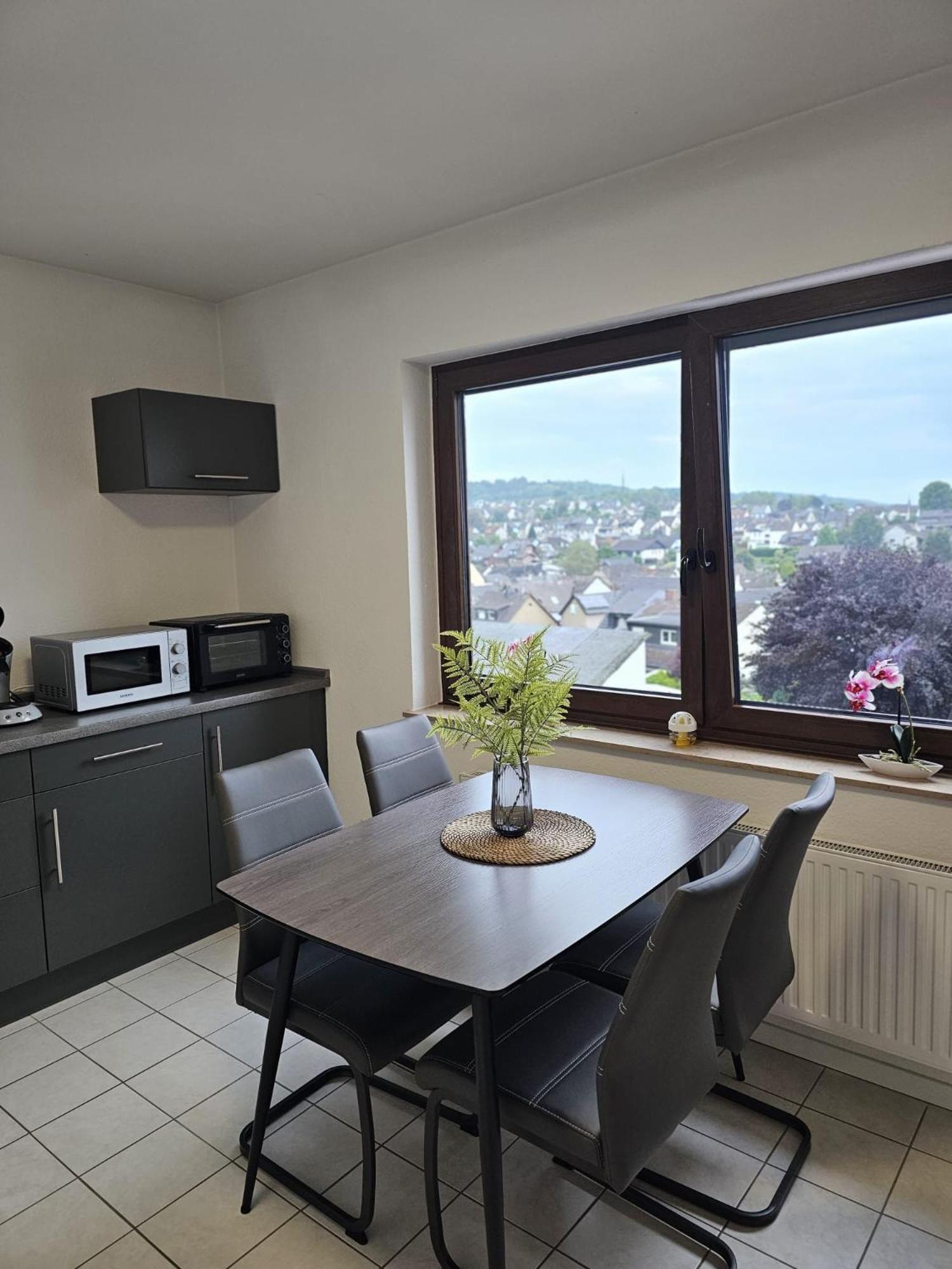 Mülheim-Kärlich Gemuetliche Ferienwohnung מראה חיצוני תמונה
