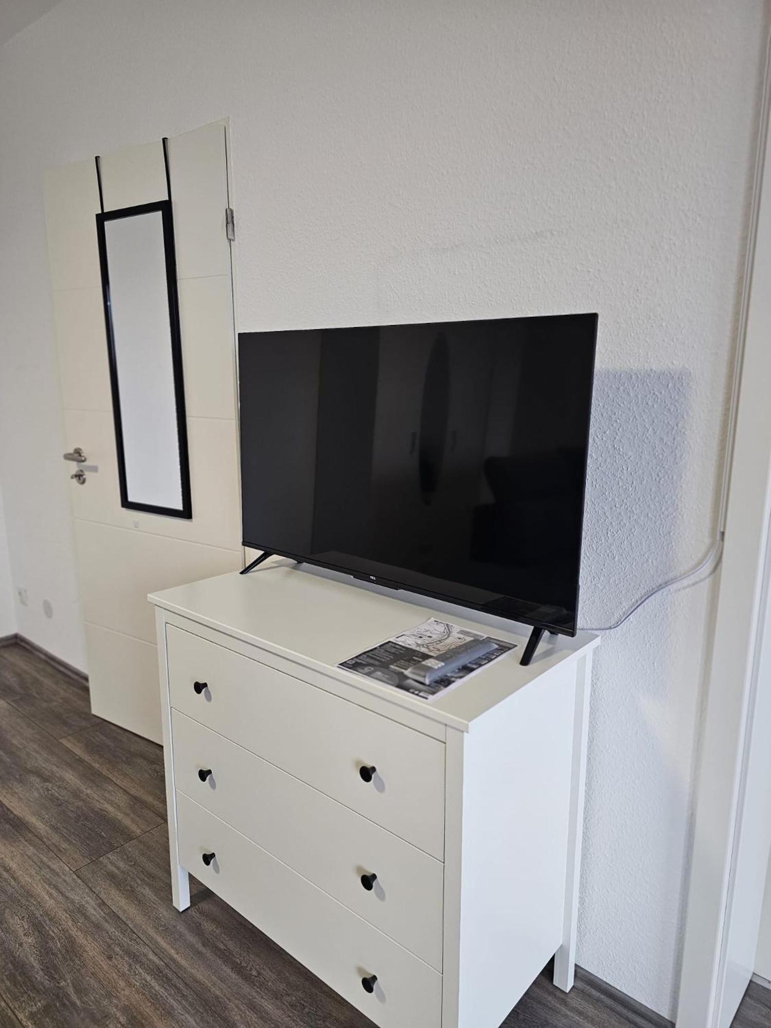 Mülheim-Kärlich Gemuetliche Ferienwohnung מראה חיצוני תמונה